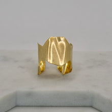 Load image into Gallery viewer, Octagon Twist Ring