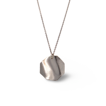 Load image into Gallery viewer, Octagon Twist Necklace