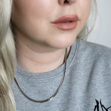 Load image into Gallery viewer, Snake Necklace